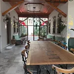 Hani I Gjelit Hotel, Korce