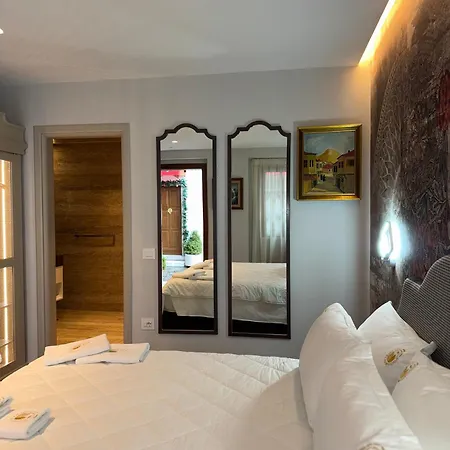 Hani I Gjelit Hotel, מלון