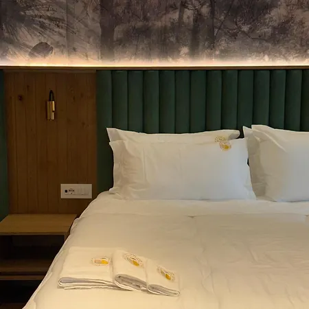 Hani I Gjelit Hotel, 5*