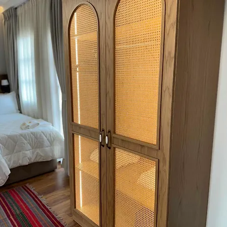 מלון Hani I Gjelit Hotel, קורצ'ה