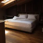 Hani I Gjelit Hotel, Hotel