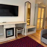 Hani I Gjelit Hotel, Hotel 5*
