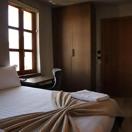 Hani I Gjelit Hotel,
