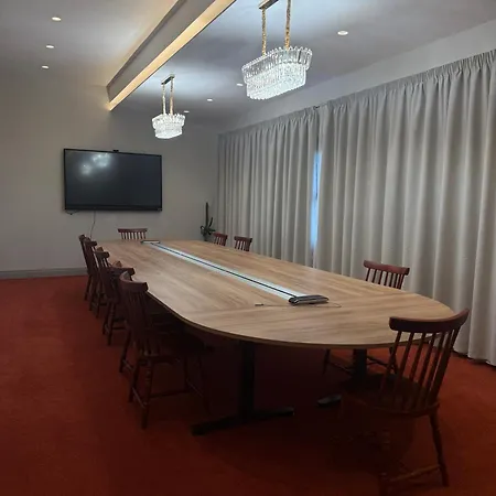 Hotel Hani I Gjelit Hotel,