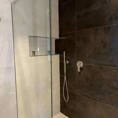 Hani I Gjelit Hotel, 5* Korce