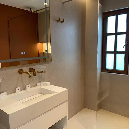 Hotell Hani I Gjelit Hotel, Korça