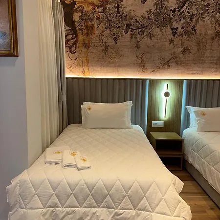 Hani I Gjelit Hotel, Hotel 5*