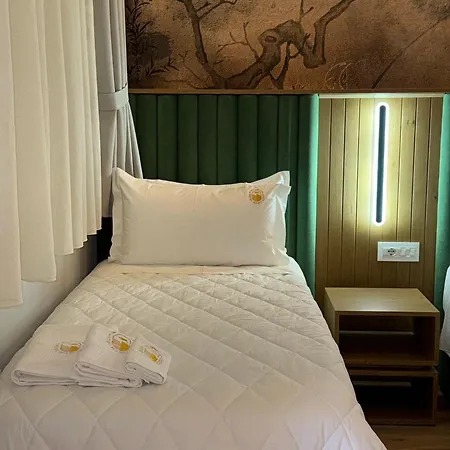 Hotel Hani I Gjelit Hotel, Korce