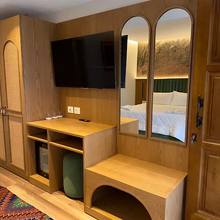 Hotell Hani I Gjelit Hotel, Korça