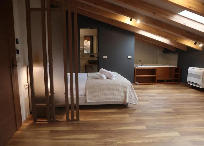 Hani I Gjelit Hotel, Κορυτσά