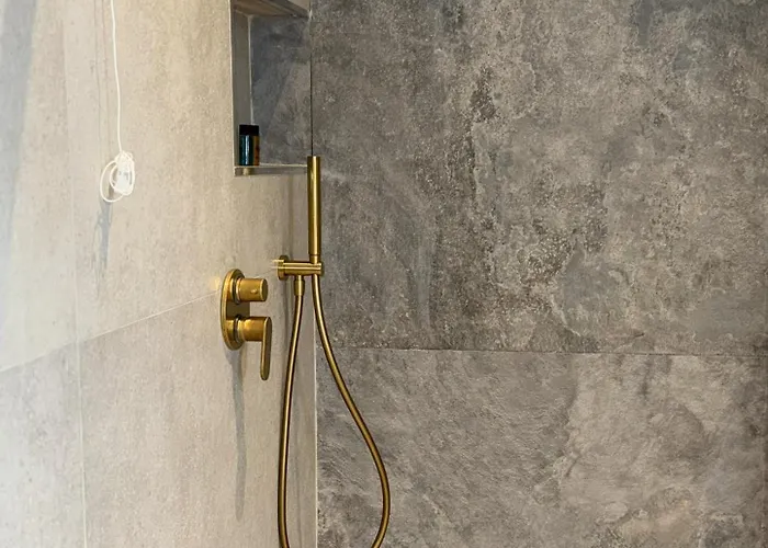 Hani I Gjelit Hotel,