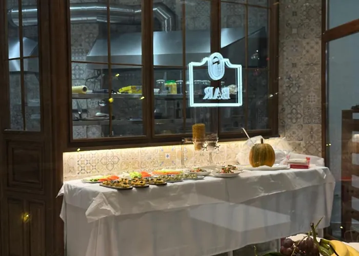Hani I Gjelit Hotel, 酒店 5*