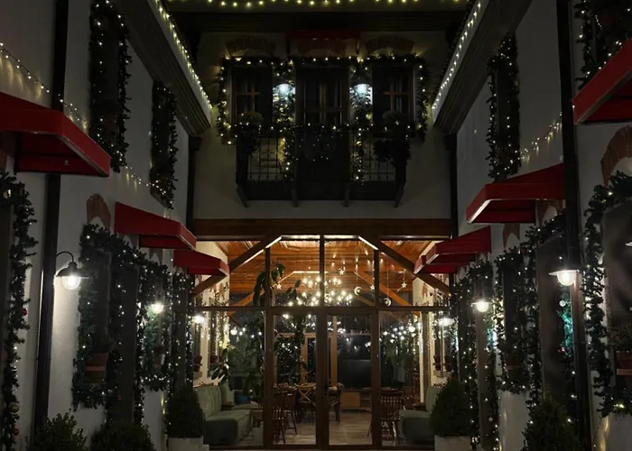 Hani I Gjelit Hotel, 酒店 5*