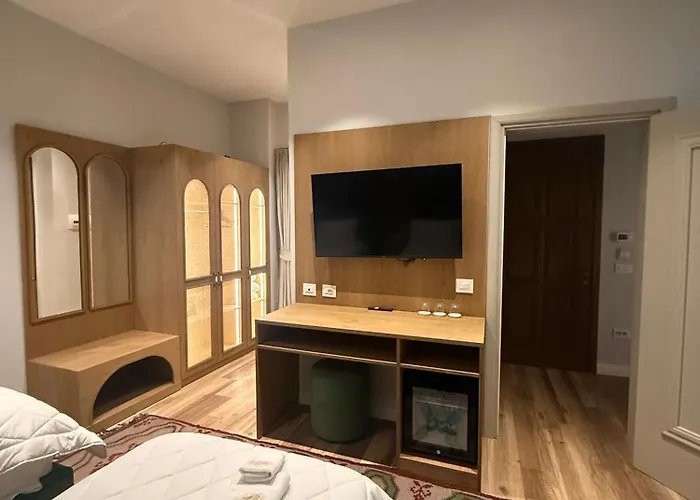 Ξενοδοχείο Hani I Gjelit Hotel,