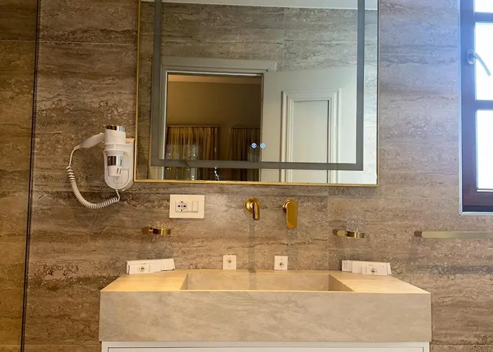 酒店 Hani I Gjelit Hotel,